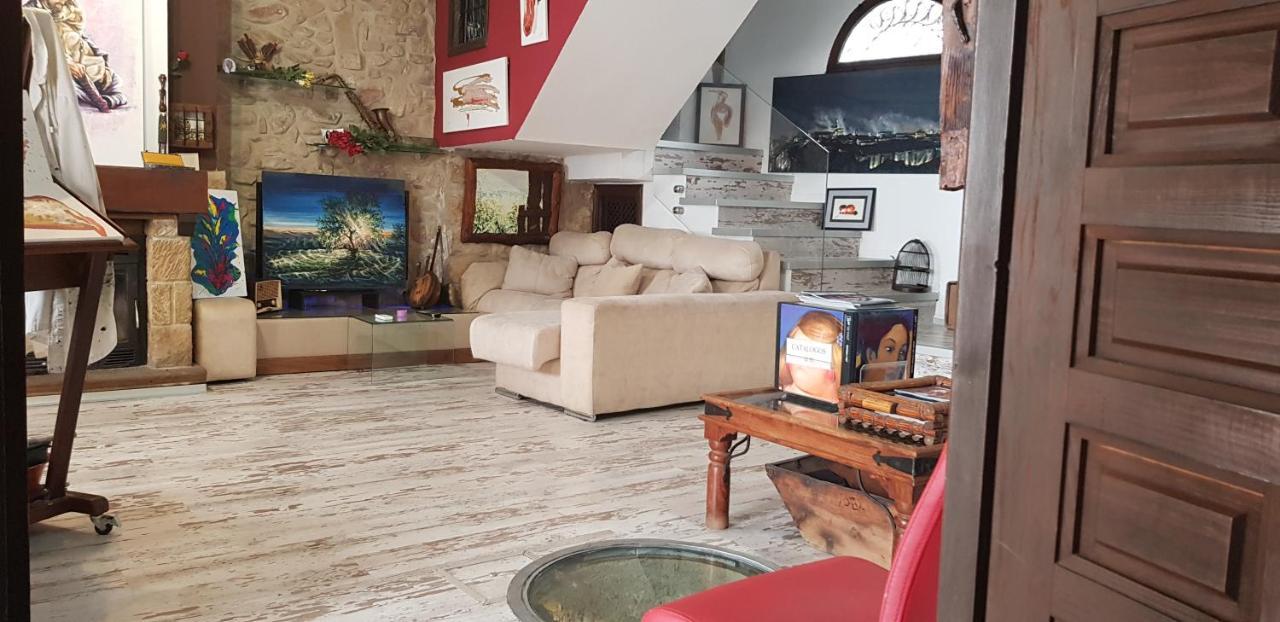 La Casa Del Pintor - Estudio De Arte En Baeza Eksteriør bilde